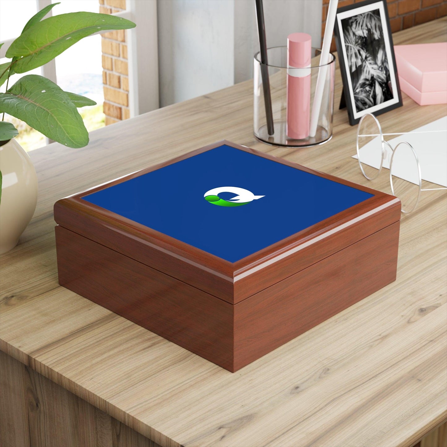 IQ Fashion | Jewelry Box