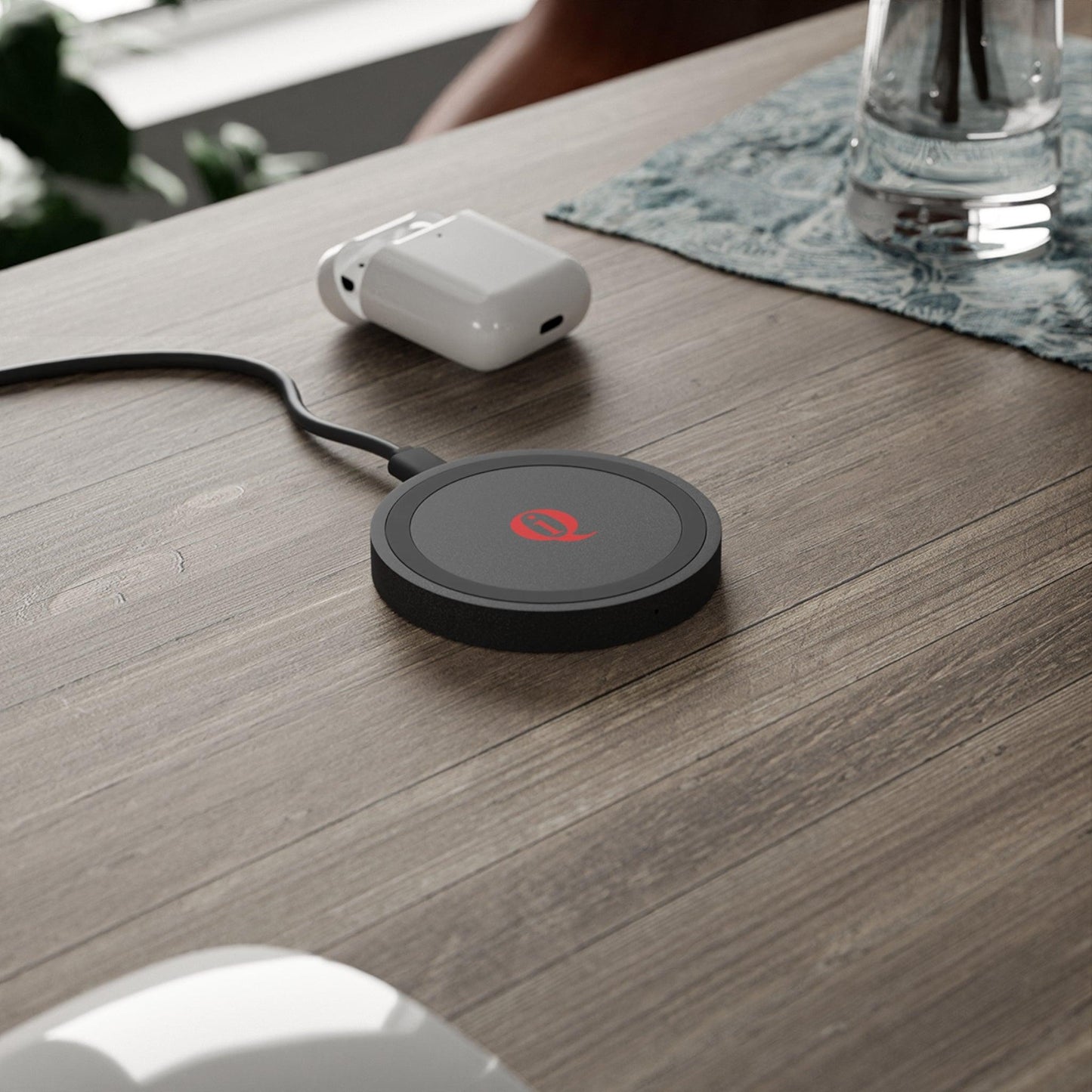 IQ Fashion | Quake Wireless Charging Pad