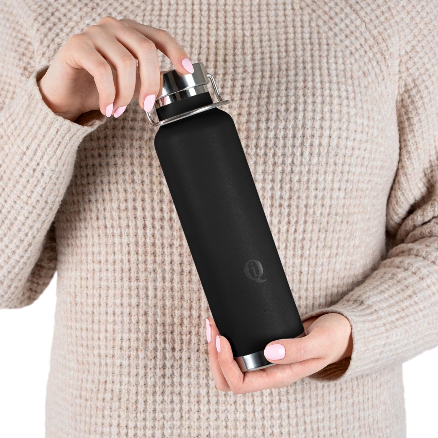 IQ Fashion | Copper Vacuum Insulated Bottle, 22oz