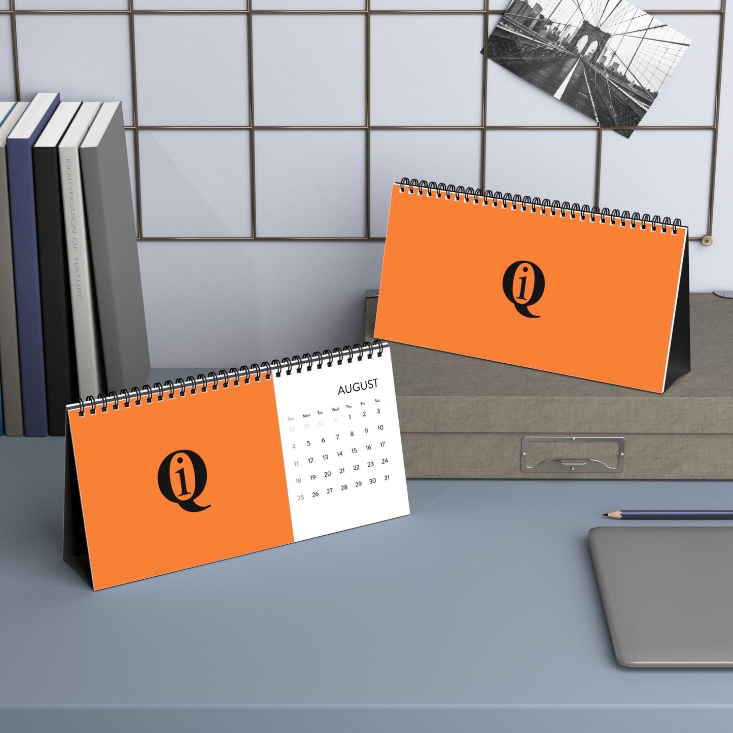 IQ Fashion | Desktop Calendar (2024 grid)